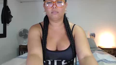 FLOR SALVAJE online show from 10.26.25