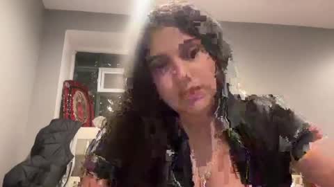 Snapshot of latinamamii1121 chatting on 05.03.26 latinamamii1121 online show from 05.03.26