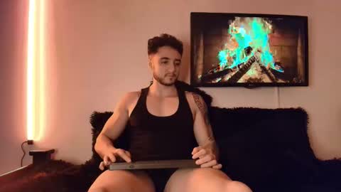 Snapshot of latinboyvip_ chatting on 05.04.26 LatinBoyVIP Colombian online show from 05.04.26