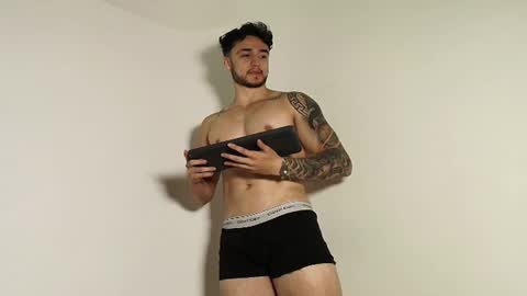 Snapshot of latinboyvip_ chatting on 07.17.26 LatinBoyVIP Colombian online show from 07.17.26