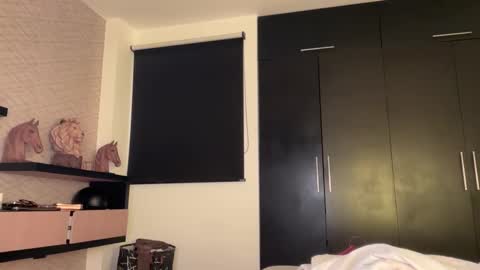 Hi -  online show from 12.18.25