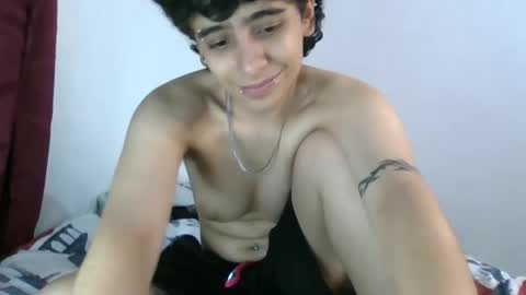 Snapshot of latinheatx22 chatting on 05.12.26 latinheatx22 online show from 05.12.26