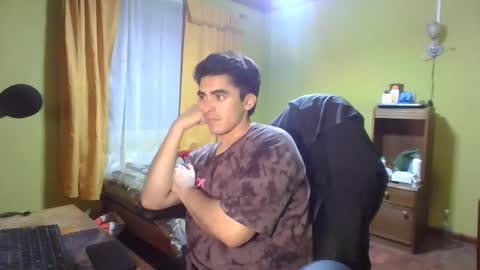 Snapshot of latinn_babe chatting on 02.11.25 latinn_babe online show from 02.11.25