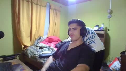 Snapshot of latinn_babe chatting on 02.24.25 latinn_babe online show from 02.24.25