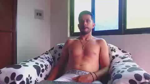 Snapshot of latino_lover_ chatting on 03.27.26 latino_lover_ online show from 03.27.26