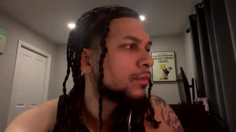 Snapshot of latinocock01 chatting on 02.01.26 latinocock01 online show from 02.01.26