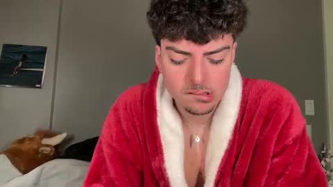 Snapshot of latinotwunk21 chatting on 02.16.26 Rylie Beck online show from 02.16.26