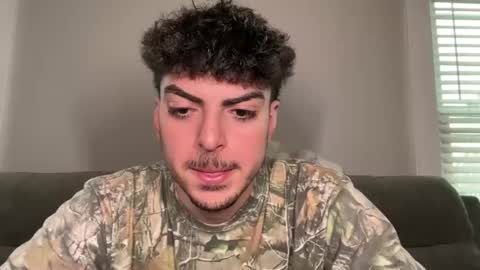 Snapshot of latinotwunk21 chatting on 02.20.26 Rylie Beck online show from 02.20.26