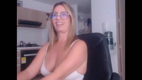 latinpaprika online show from 02.09.25