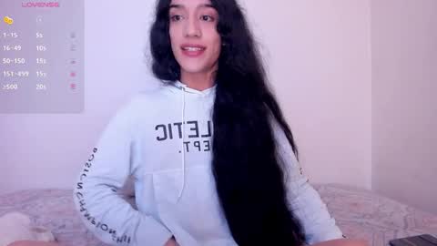 Snapshot of latinsecretfantasy chatting on 11.04.25 latinsecretfantasy online show from 11.04.25