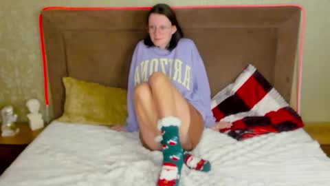 Snapshot of latoriacosner chatting on 01.12.26 latoriacosner online show from 01.12.26