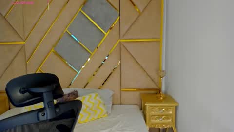 LEANDRO online show from 11.01.25