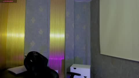 laulin_tay online show from 05.22.26