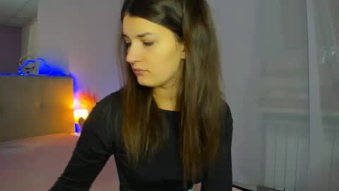 Laura online show from 12.02.25