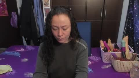 Snapshot of laura_anal_ chatting on 01.14.26 Wen online show from 01.14.26