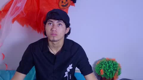 laura_and_kevin online show from 10.14.25