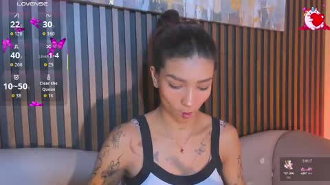 Laura online show from 09.13.25