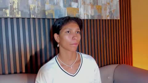 Laura online show from 02.12.26