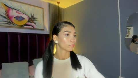 Snapshot of laura_aristizabal_19 chatting on 04.02.26 Laura online show from 04.02.26