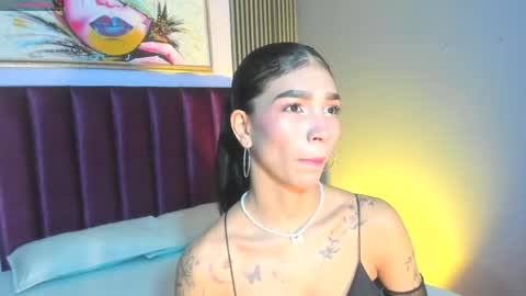 Snapshot of laura_aristizabal_19 chatting on 05.03.26 Laura online show from 05.03.26