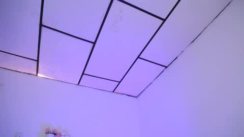 LAURA online show from 01.16.25