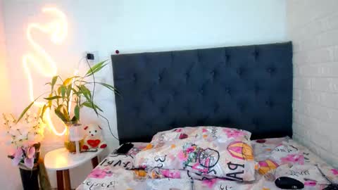 LAURA online show from 03.11.26