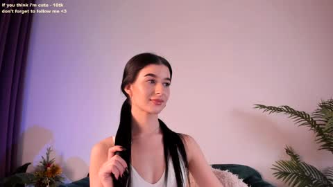 Laura online show from 12.14.24