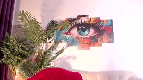 Laura online show from 07.12.26
