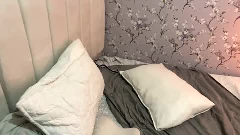 laura online show from 02.12.25