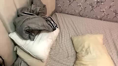 laura online show from 02.15.25