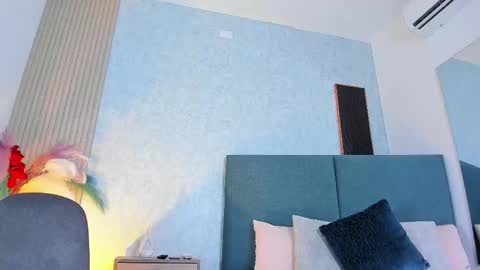 LauraIvy online show from 03.25.26