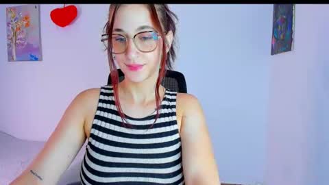 Snapshot of laura_ivy chatting on 06.25.26 LauraIvy online show from 06.25.26