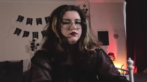 Miss Laura online show from 02.13.26