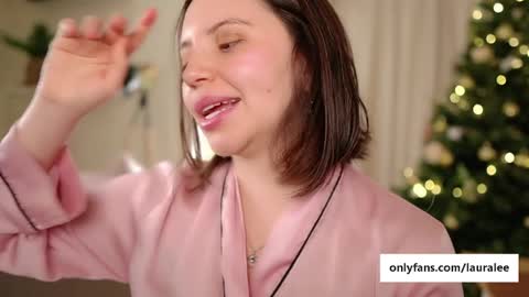 Laura Lee. online show from 12.16.24