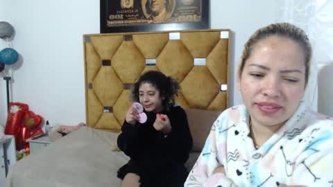 Snapshot of laura_marlyn chatting on 02.19.26 LARA online show from 02.19.26