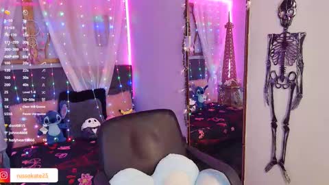 Kate  online show from 02.15.25