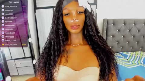 Snapshot of laura_sexo11 chatting on 10.24.25 laura_sexo11 online show from 10.24.25