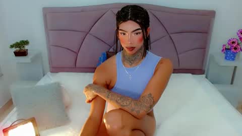 Laura online show from 01.30.25