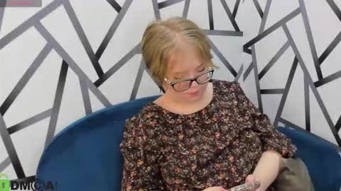 Snapshot of lauraaa_smith chatting on 02.13.26 Laura online show from 02.13.26