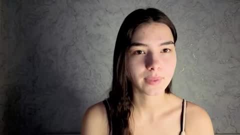 Snapshot of lauraback chatting on 02.19.26 Laura online show from 02.19.26