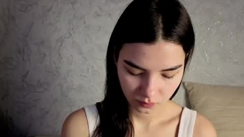 Snapshot of lauraback chatting on 03.06.26 Laura online show from 03.06.26