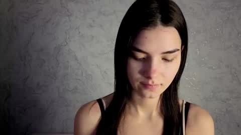 Snapshot of lauraback chatting on 03.12.26 Laura online show from 03.12.26