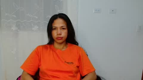 Snapshot of lauracb_ chatting on 09.18.25 lauracb online show from 09.18.25