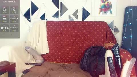 LauraCrystall online show from 02.18.25