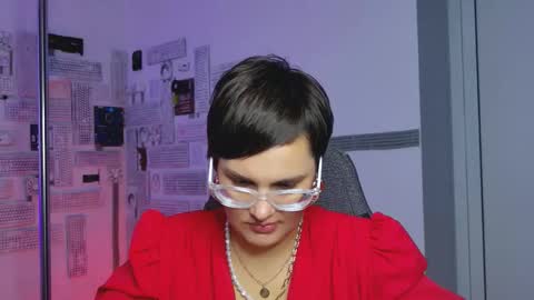 lauradavidsons online show from 09.14.25