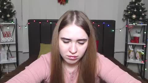 Snapshot of laurahlot chatting on 01.04.25 LauraHlot online show from 01.04.25