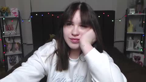 Snapshot of laurahlot chatting on 02.09.25 LauraHlot online show from 02.09.25