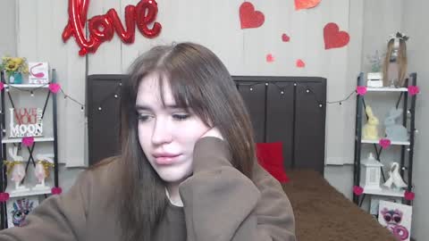 Snapshot of laurahlot chatting on 02.13.25 LauraHlot online show from 02.13.25