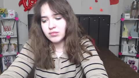 Snapshot of laurahlot chatting on 02.20.25 LauraHlot online show from 02.20.25