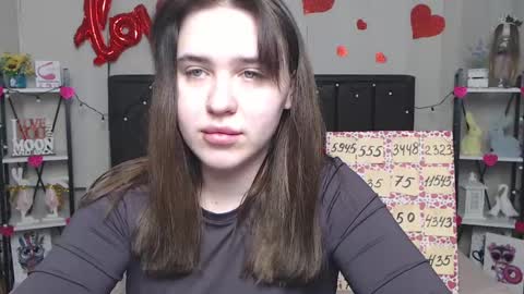 Snapshot of laurahlot chatting on 03.02.25 LauraHlot online show from 03.02.25